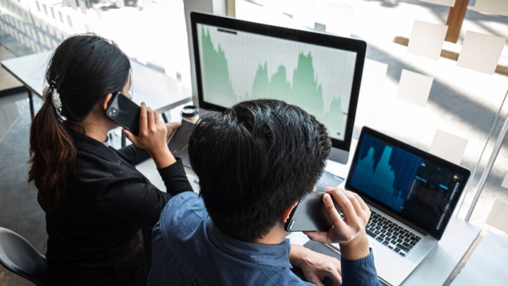 Como Escolher as Melhores Ações para Iniciantes em 2025