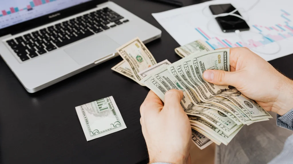 Por que priorizar dívidas antes de investir